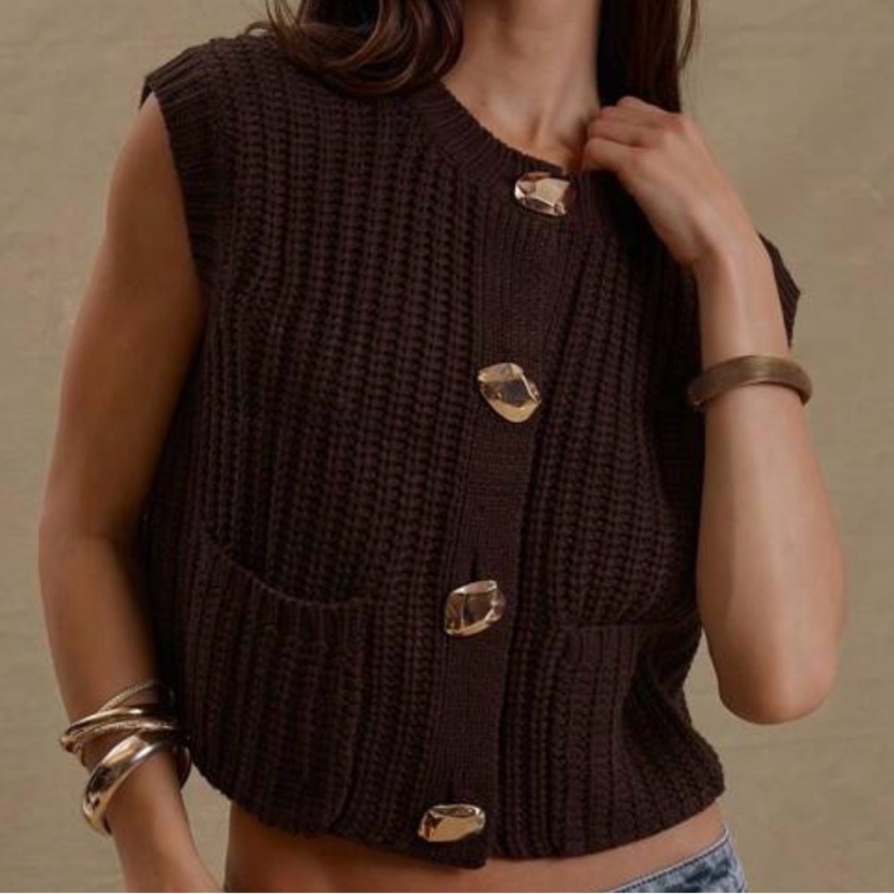 Brown Sleeveless Knit Sweater Vest